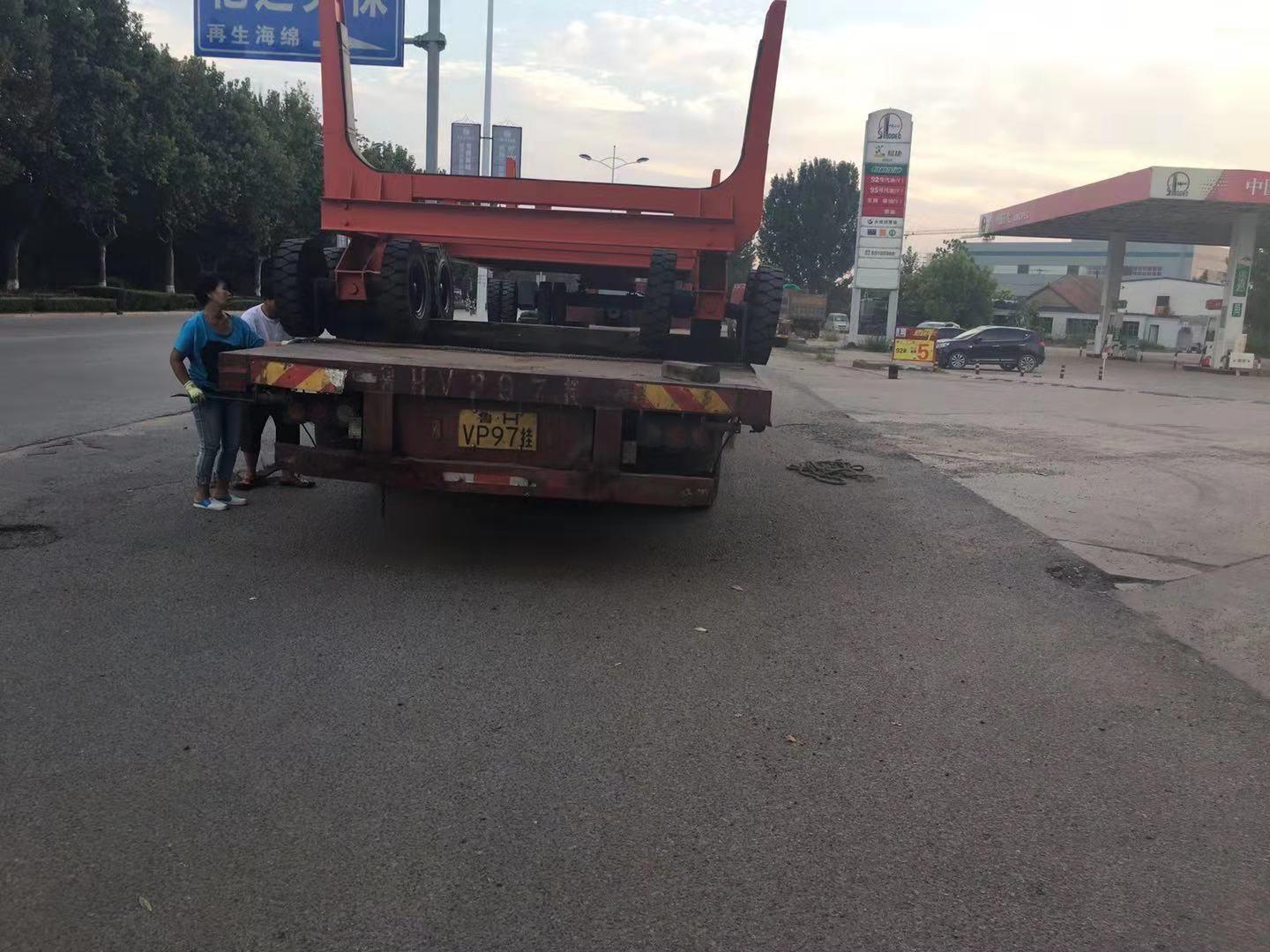在使用平板掛車的過程中應(yīng)該注意什么