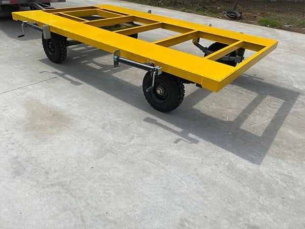 如何選擇合適的平板拖車廠家？